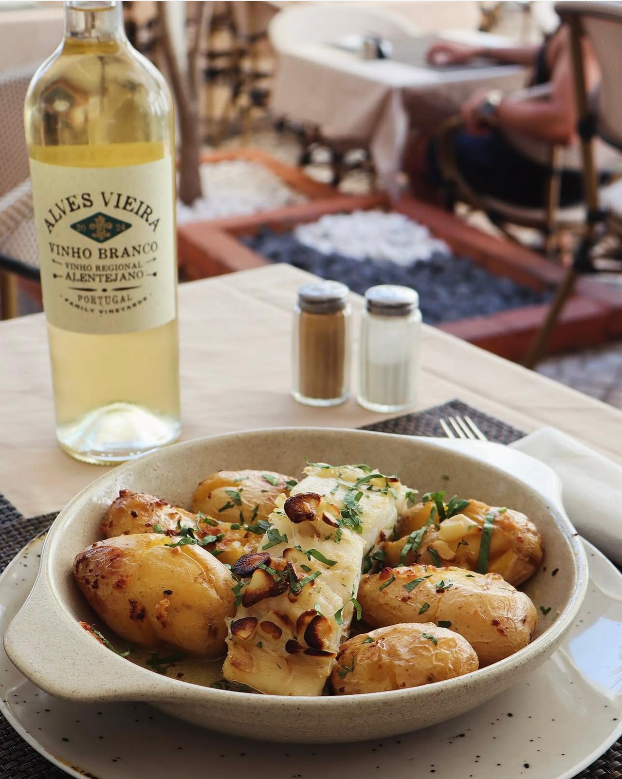 Bacalhau a Lagareiro com batatas no forno